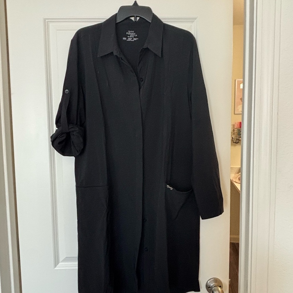 Cherokee Infinity Black Garment